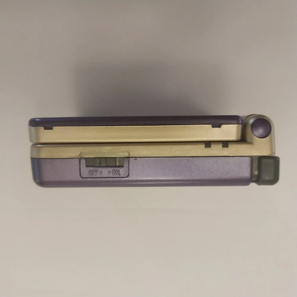 Nintendo Game Boy SP 101
